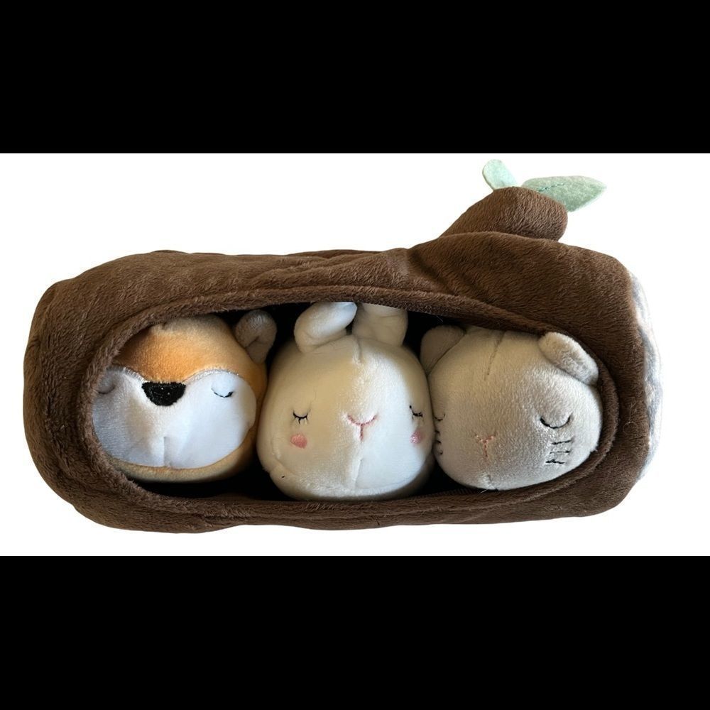 Animal Adventure stuffed tree plush in excellent shape